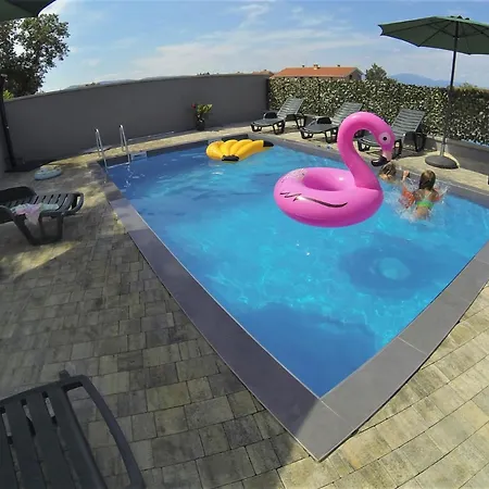Zaric Villa
